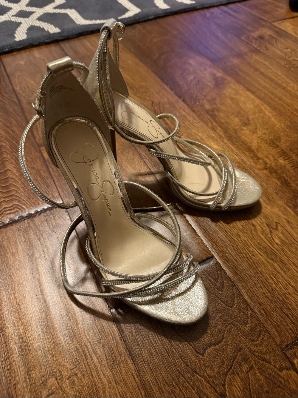 Jessica Simpson Jaeya Sandal Gold Strappy Heel Size 7M